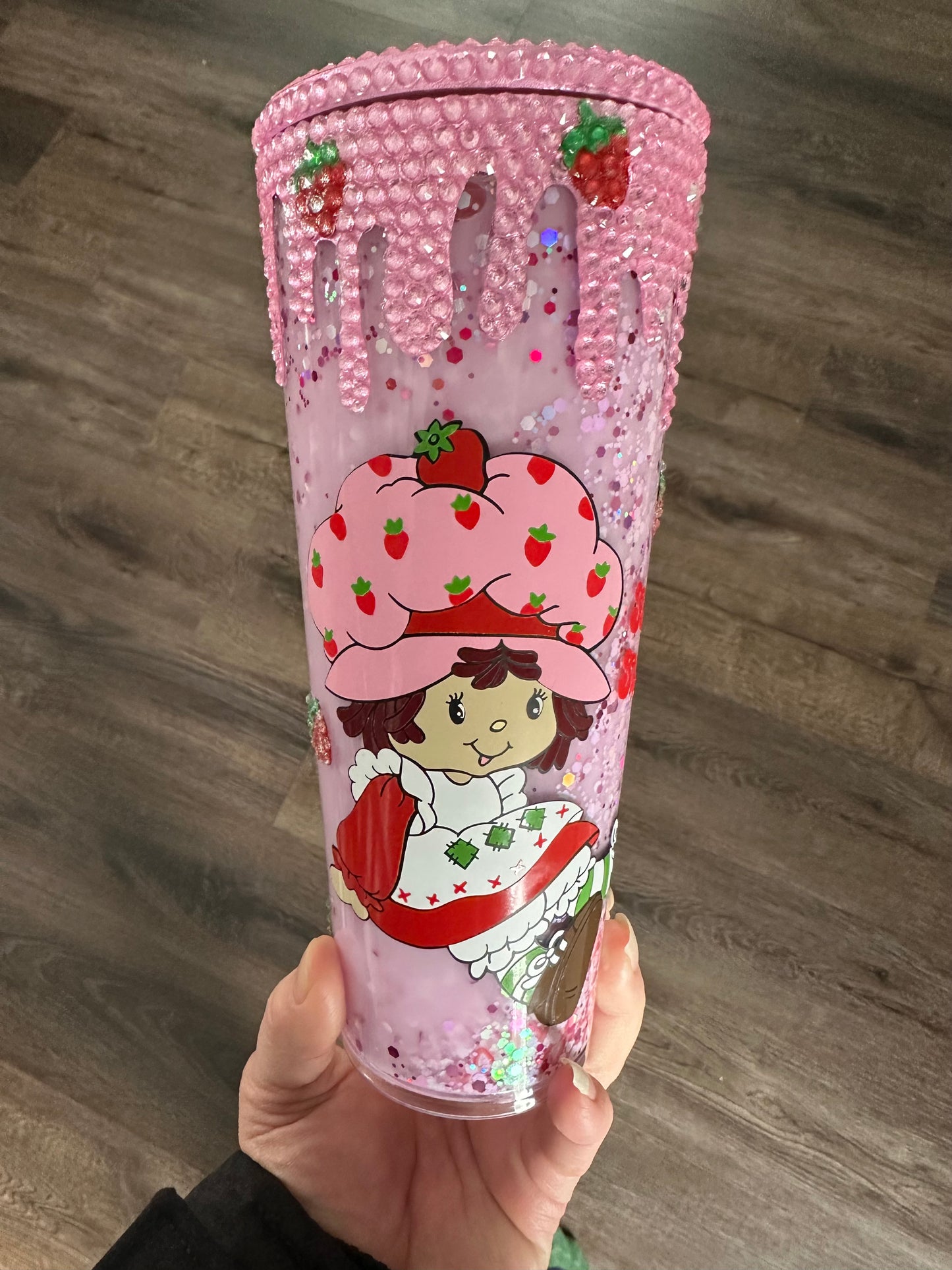 24oz Strawberry Milk Retro Strawberry Girl Bling Drip Snowglobe With Designer Lid And Straw