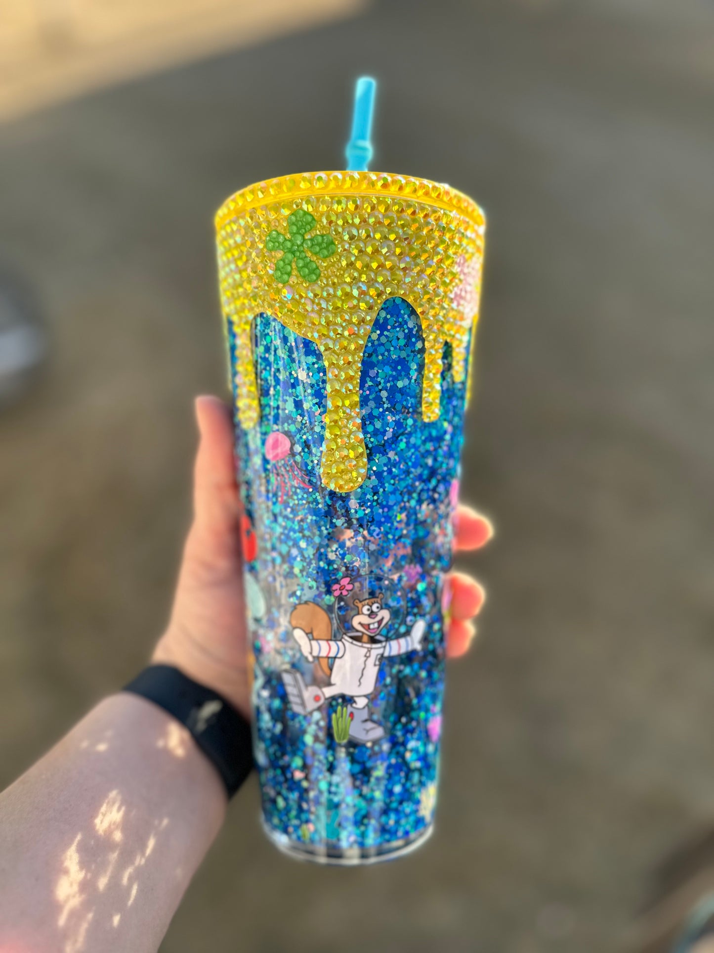 24oz Sponge And Friends UVDTF Bling Drip Snow globe Tumbler With Designer Lid And Straw ( No Epoxy)